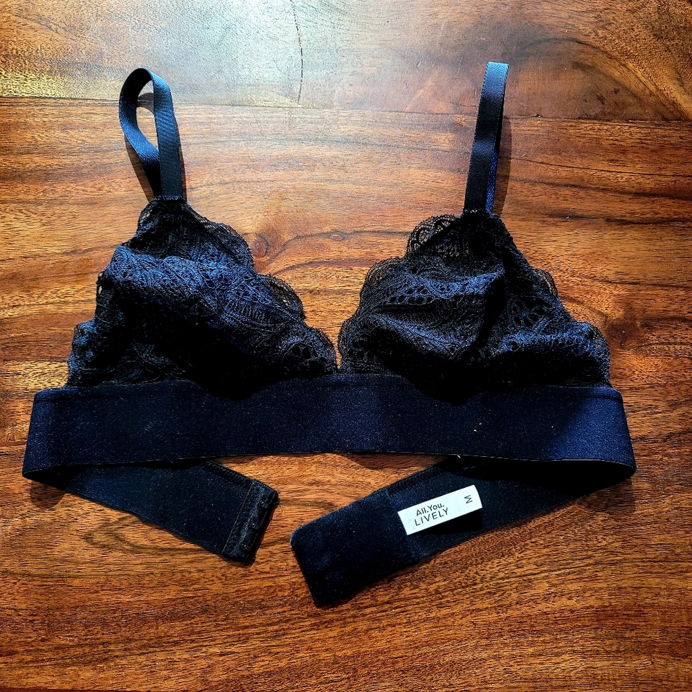 Lively Lace Bralette